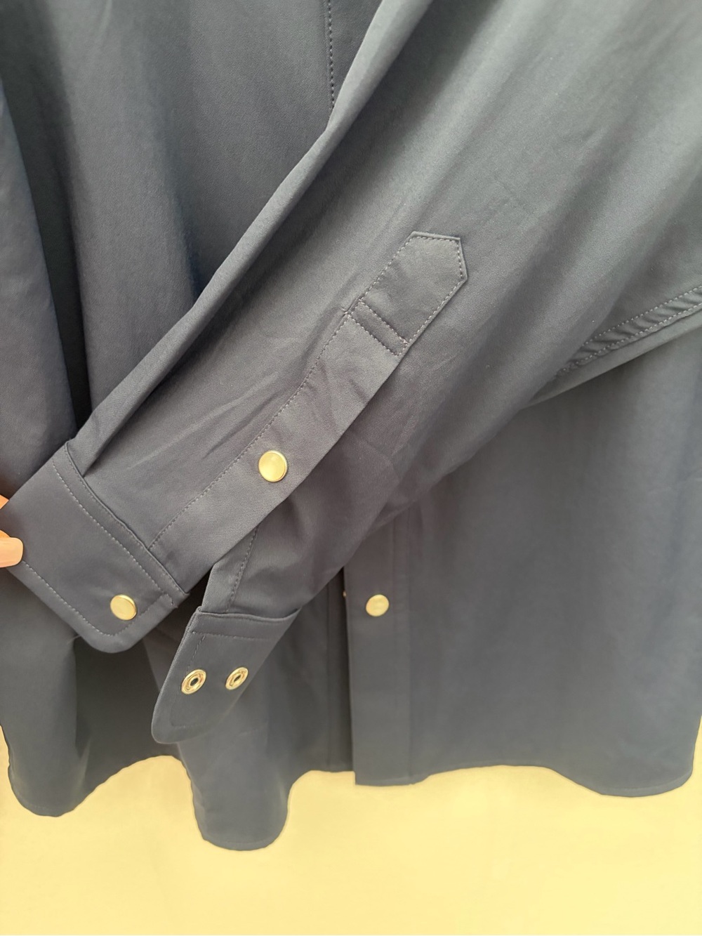 Poncho Men's Casual Button-Down Shirt in Navy - Picture 4 of 6